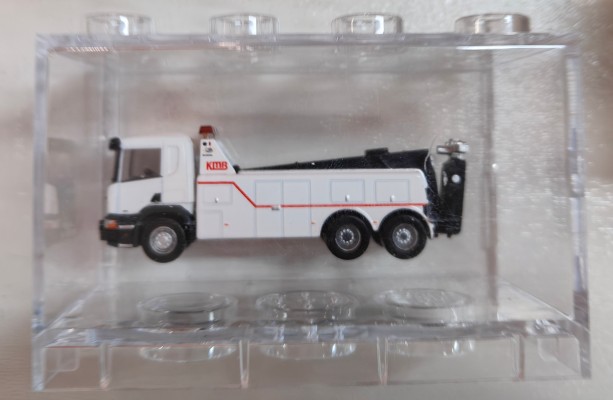 KMB54 斯堪尼亚拖曳卡车；九龙巴士公司