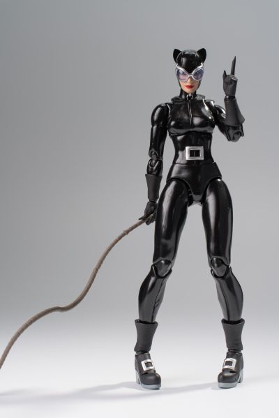 MAFEX No.123 MAFEX 猫女 HUSH Ver.