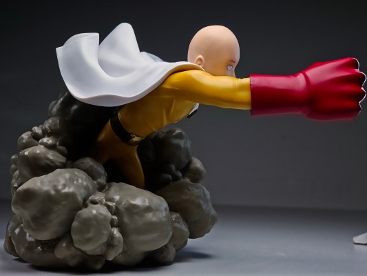 透视手办  一拳超人 琦玉