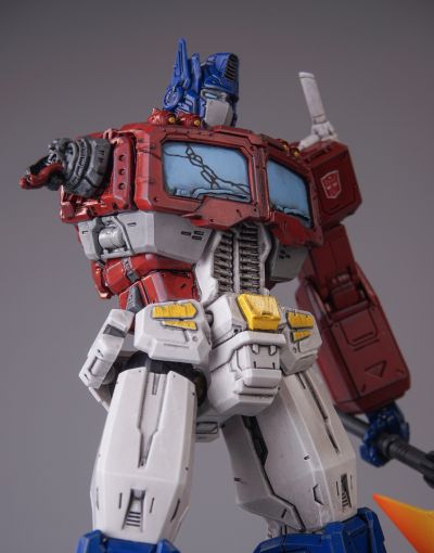 MDLX 变形金刚 擎天柱（漫画版）