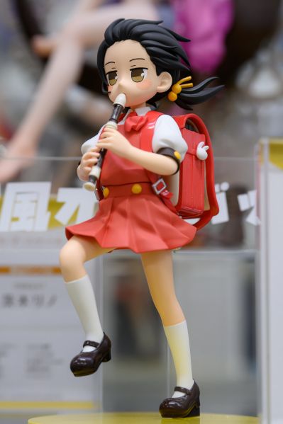 VOCALOID小学生 歌爱雪 强风大背头