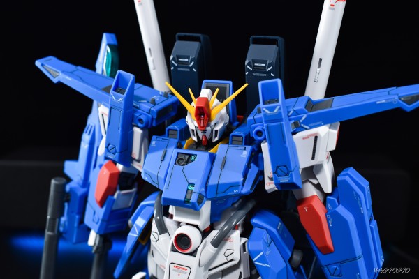 MG 1/100 全装甲型ZZ高达 Ka版