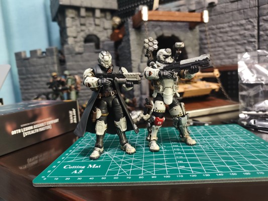 战星辰 悲怆远征军 第九军团突击连队-通讯兵