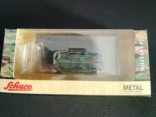 M113履带式装甲车