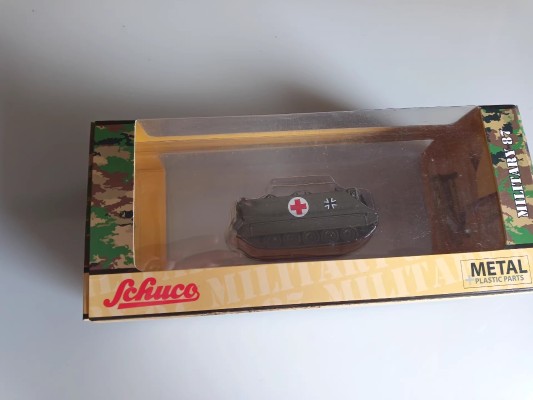 M113履带式装甲车