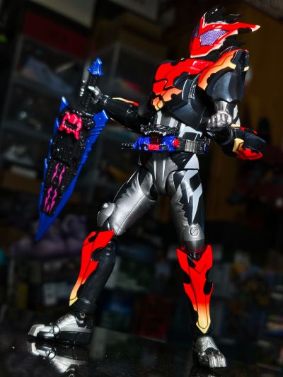 S.H.Figuarts 假面骑士苦涩加布 霹雳软糖形态