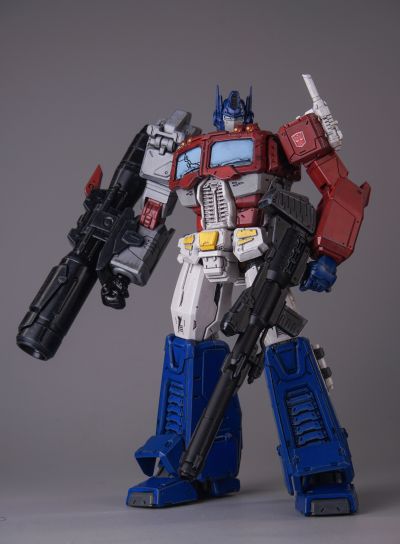 MDLX 变形金刚 擎天柱（漫画版）