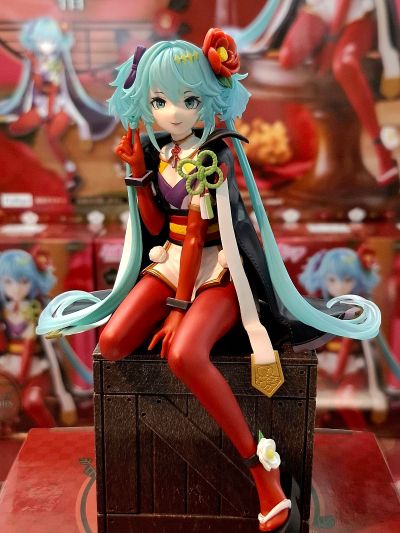 压泡面 初音未来 花仙子 山茶花