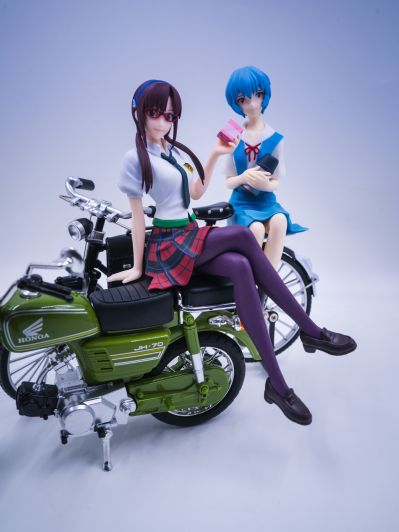 小坐系列 新世纪福音战士新剧场版  真希波·真理·伊拉丝多莉亚斯