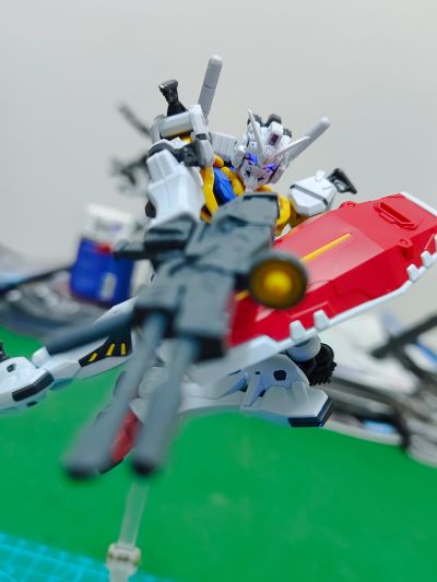 HG 1/144 白色高达