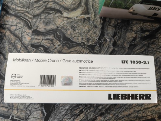 2121 利勃海尔LTC1050-3.1紧凑型起重