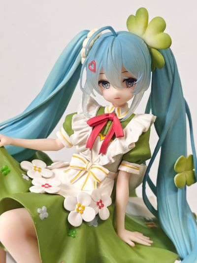 压泡面 初音未来  花仙子 四叶草