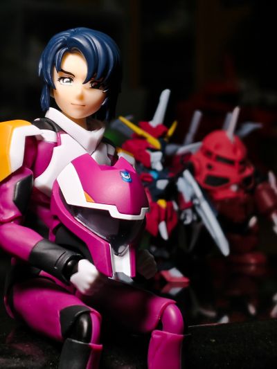 S.H.Figuarts    阿斯兰·萨拉（孔帕斯驾驶服）