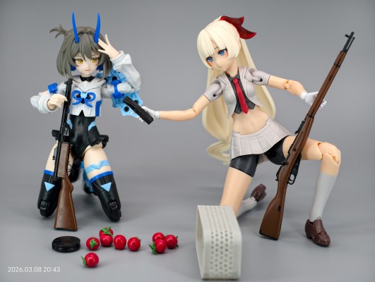 小军械库 LA-OP21 女神装置用持枪手（白色）