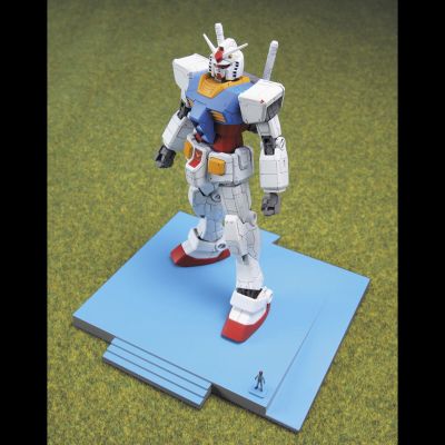 HG 机动战士高达 RX-78-2 高达 Ver.G30th 绿色东京计划