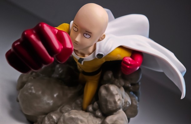 透视手办  一拳超人 琦玉