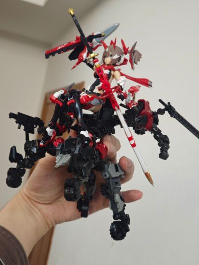 迷惘商会：异鸟代码 未来先锋系列 原始魔鸟