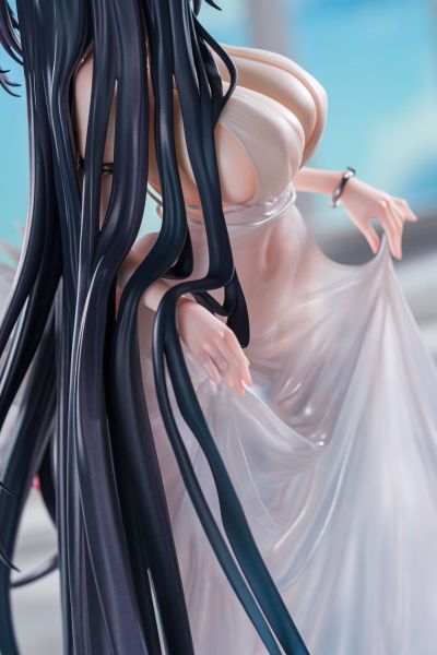 碧蓝航线 婚纱大凤：海风诱惑