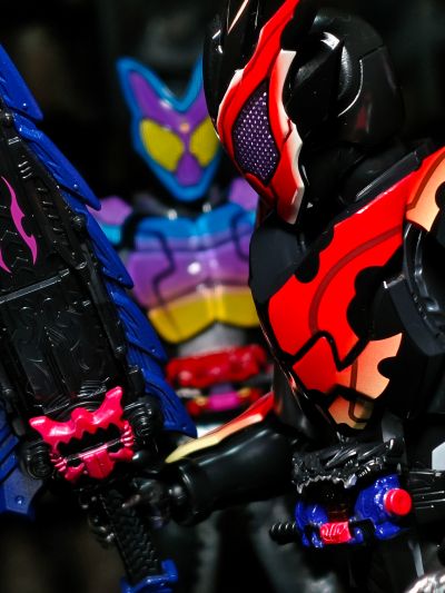 S.H.Figuarts 假面骑士苦涩加布 霹雳软糖形态