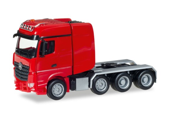 307734 梅赛德斯-奔驰Arocs Bigspace 8×4重载牵引车