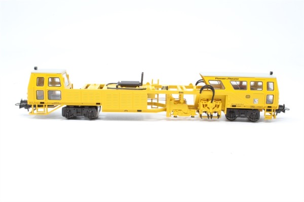 L1361XX 轨道捣固机