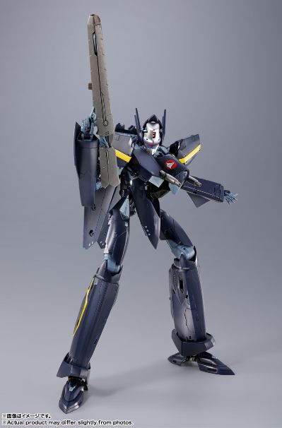 DX超合金 VF-17S 隐形夜魔女武神（卡姆林·木崎专用机）