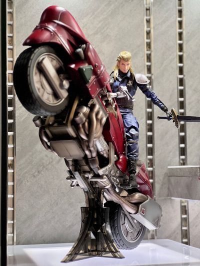 PLAY ARTS改 最终幻想7 重制版 罗榭与摩托套装