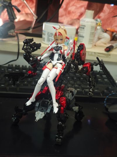 迷惘商会：异鸟代码 未来先锋系列 原始魔鸟