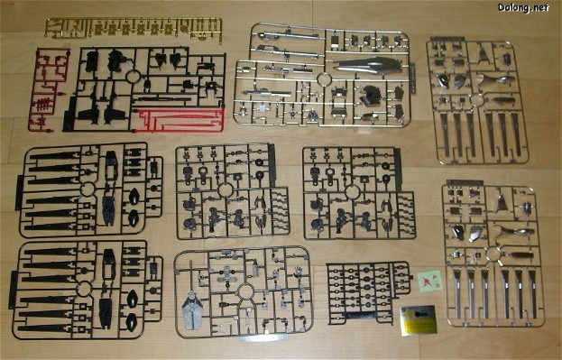 HGUC 1/144 机动战士高达 逆袭的夏亚 RX-93 ν高达  Metallic Coating Ver.