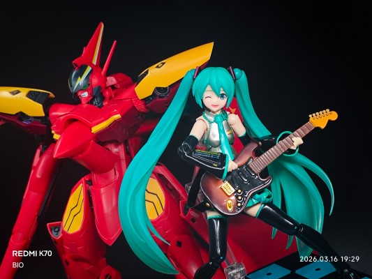 figma #200 VOCALOID 初音未来 2.0 