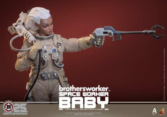 AMC040 《铁人兄弟 x Hot Toys》 Space Worker Baby(铁人兄弟25周年版)