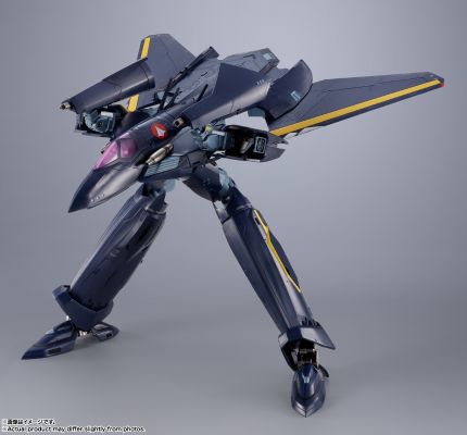 DX超合金 VF-17S 隐形夜魔女武神（卡姆林·木崎专用机）