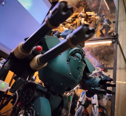 战锤:荷鲁斯叛乱 荷鲁斯之子 装备重力自动炮的蔑视者无畏机甲