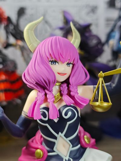 Desktop Cute 葬送的芙莉莲 断头台阿乌拉