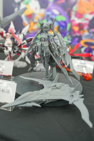 变形飞机机娘（暂称）