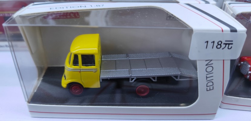 45-26783-00 1/87 梅赛德斯-奔驰L319汽车运输卡车