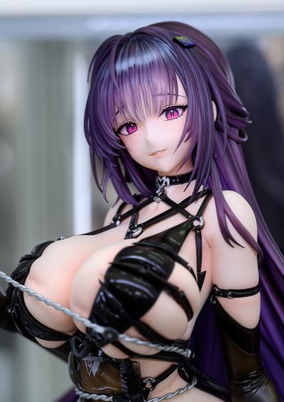 B-style  胜利女神：新的希望 米哈拉：羁绊锁链