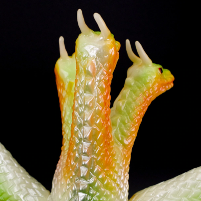 王者基多拉/蓄光