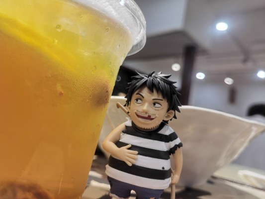 jump周刊少年第38期应募者全员特别WCF第4弹:未来的40岁路飞&60岁路飞