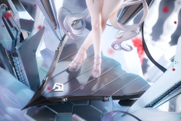 胜利女神：NIKKE 灰姑娘 泳装