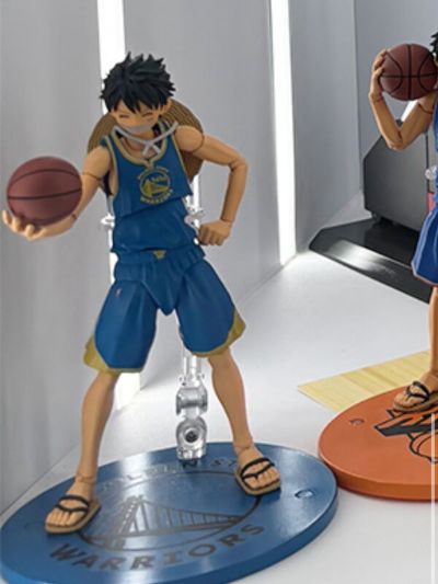 S.H.Figuarts 航海王×NBA 蒙奇·D·路飞 -金州勇士队 ver.-