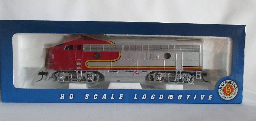 HO比例 630XX EMD F7（A）内燃机车；模拟版