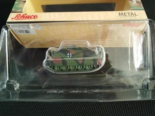 M113履带式装甲车