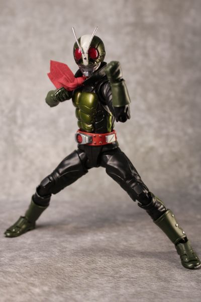 S.H.Figuarts（真骨雕制法） 假面骑士二号／一文字隼人（假面骑士 下一章）