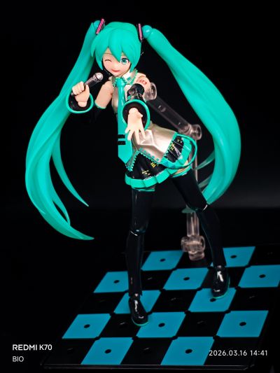 figma #200 VOCALOID 初音未来 2.0 