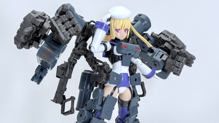 机甲少女 碎爪 梭鱼