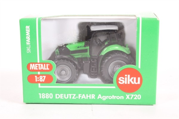 1880 道依茨-法尔Agrotron X720拖拉机