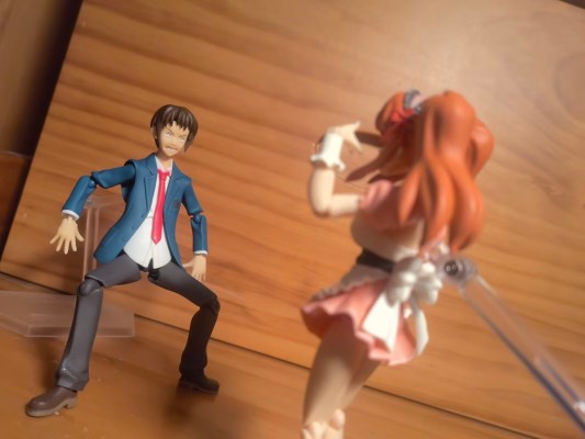 figma #36 凉宫春日的忧郁 朝比奈实玖榴 戦う服务生ver. 