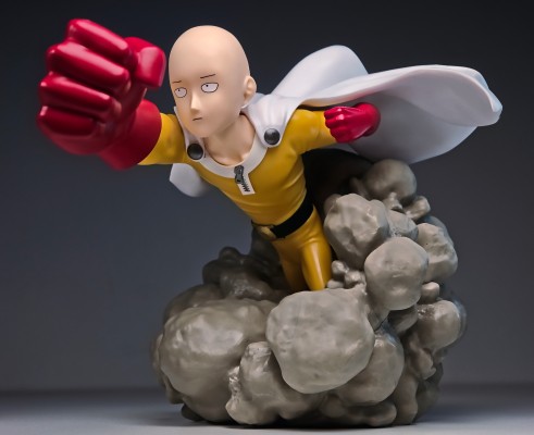 透视手办  一拳超人 琦玉