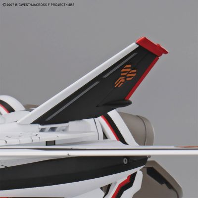 HG VF-25F 弥赛亚女武神（早乙女有人专用机）豪华版套装